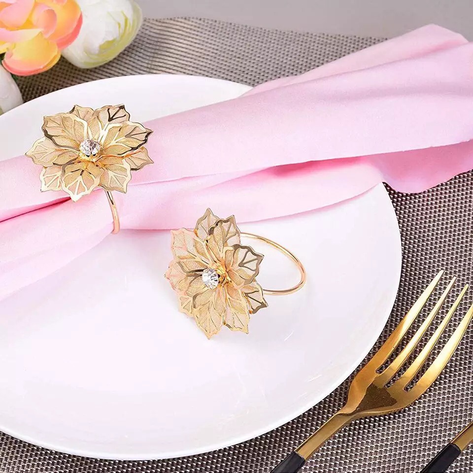 Wholesale of creative Western-style napkin buckles, metal sunflower napkin rings, napkin loops, towel buckles with diamonds, and napkin loops Specification image