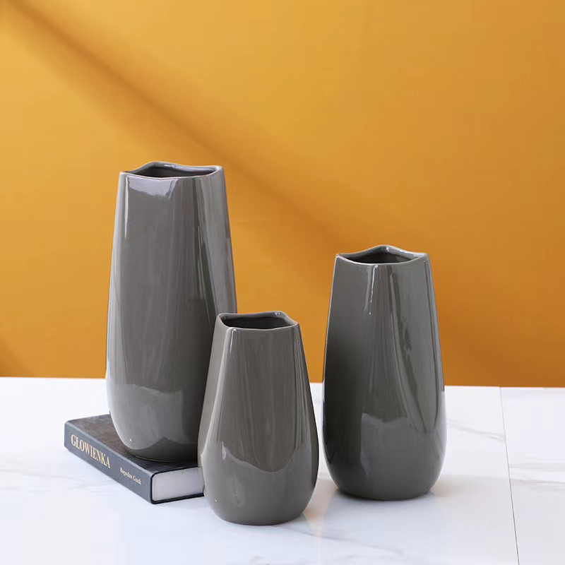 Four-cornered vase Specification image