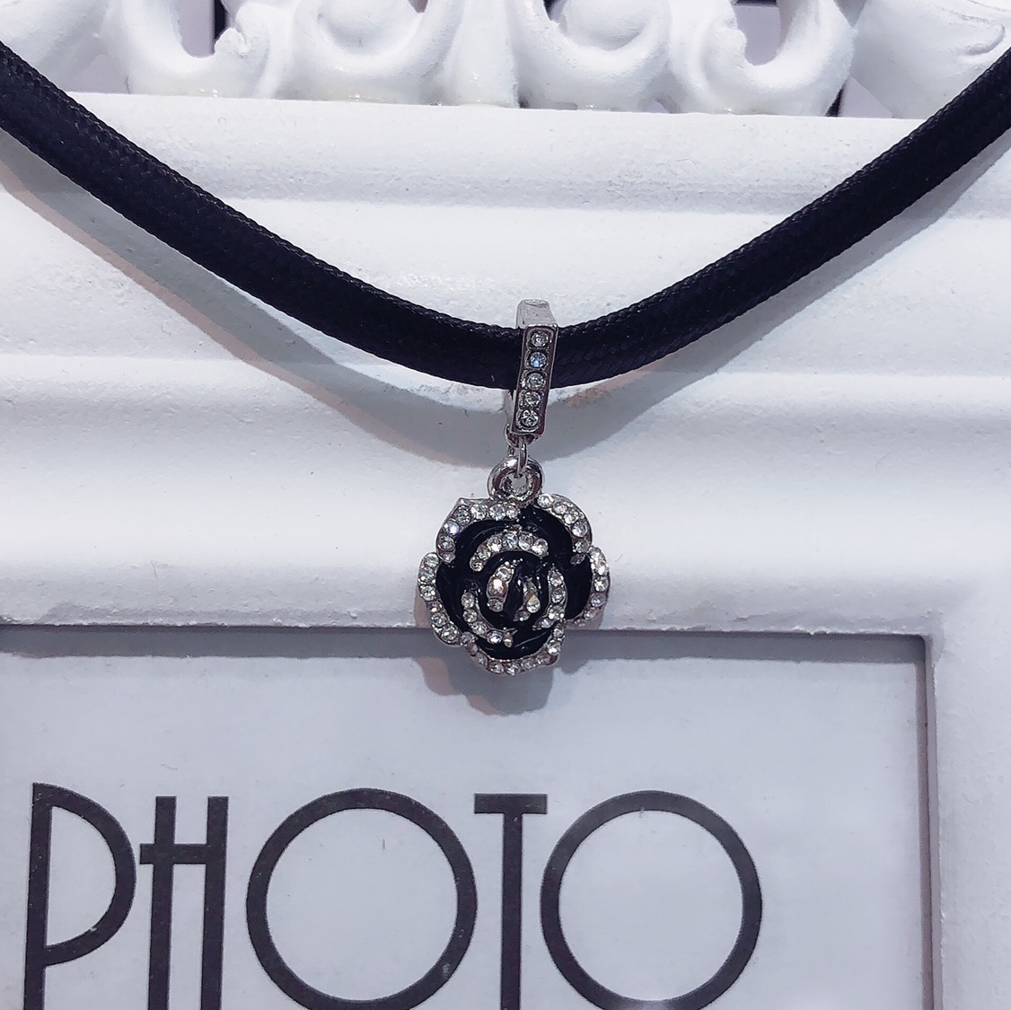 Simple fashion skinny chain