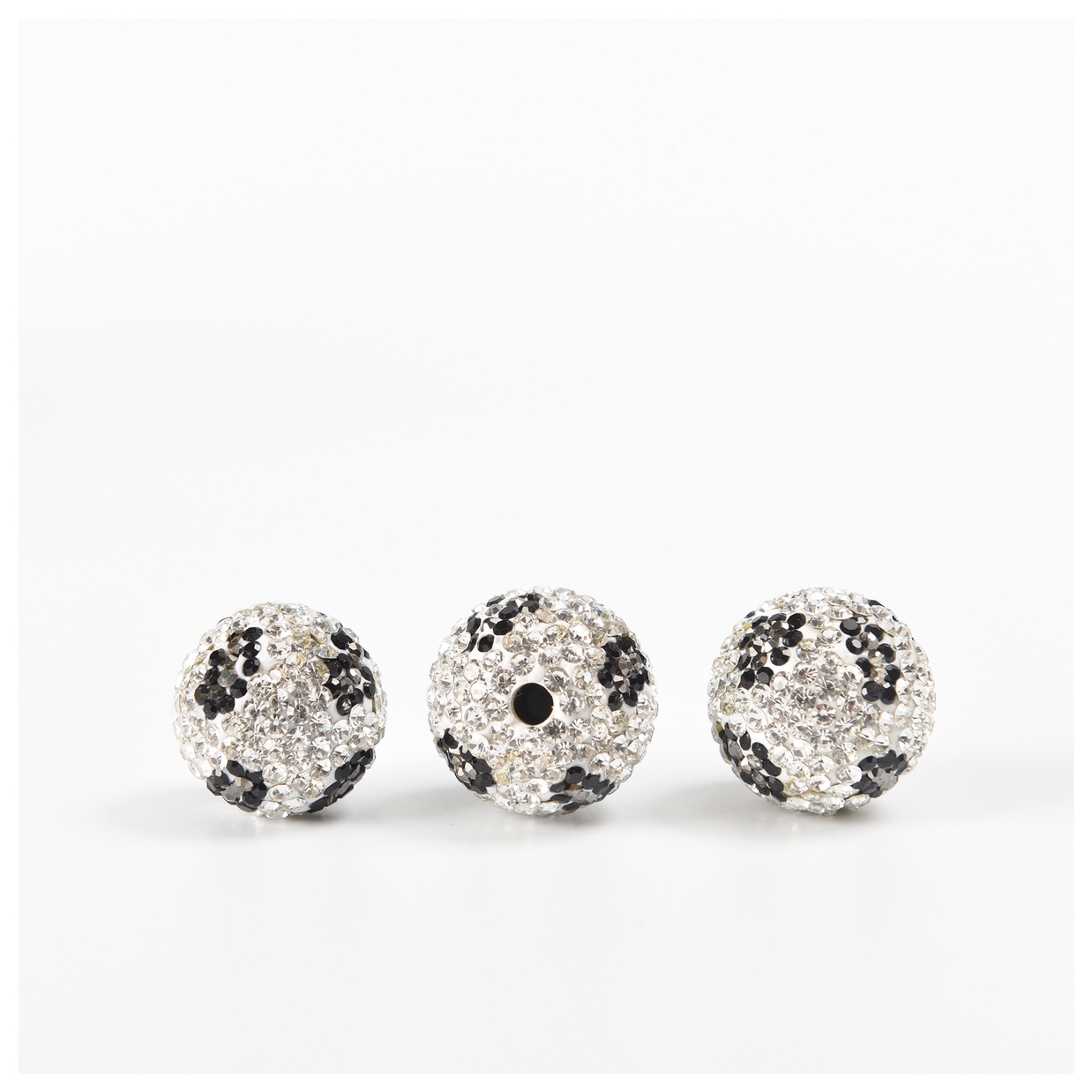 The 16mm leopard-print clay balls come in both large and small holes. Item Picture