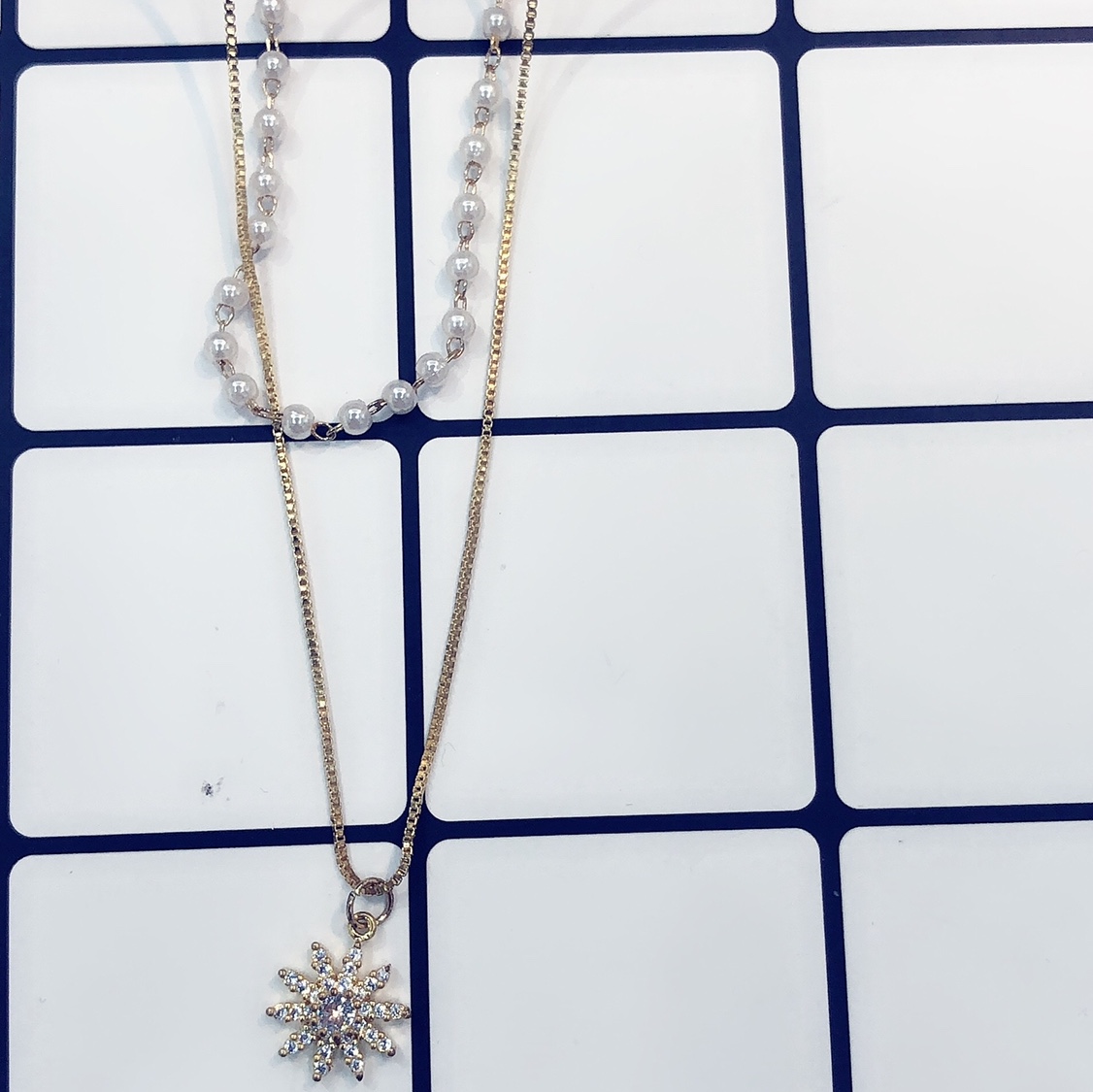 Micro-inlaid double bone chain