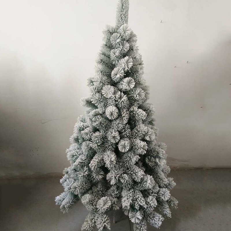 Yiyang Christmas Craft 1.5-meter flocking pine needle trees without red fruits, 150 iron-footed trees