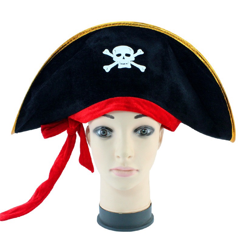 Halloween decorations include red string pirate hats, Caribbean pirate captain hats, and Morgan captain pirate hats