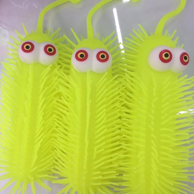 义乌好货厂家直销大号毛毛虫毛顺气足55厘米长tpr材质产品图