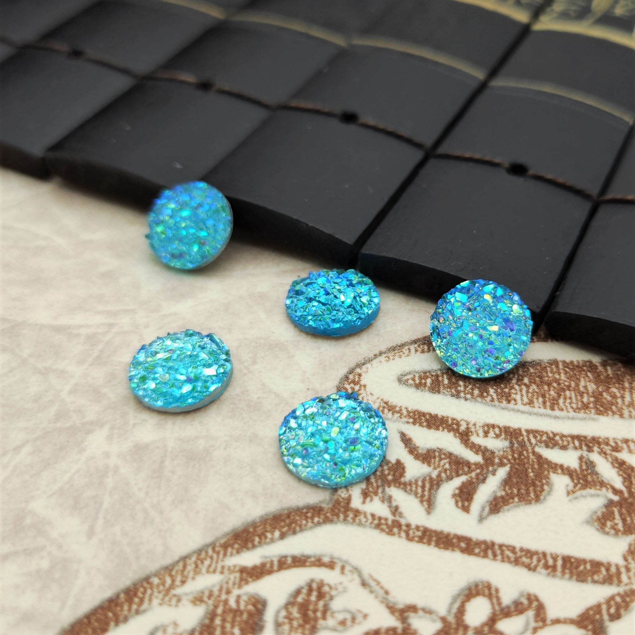 New 10mm round resin starry diamond mineral surface patch concave-convex stud necklace diy accessory undefined