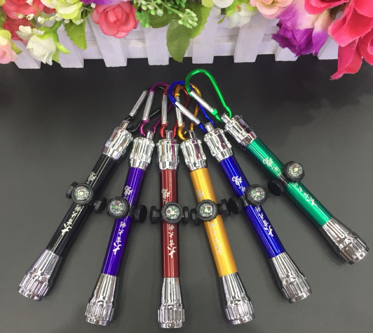 CY-18879
绝地求生多功能激光灯细节图