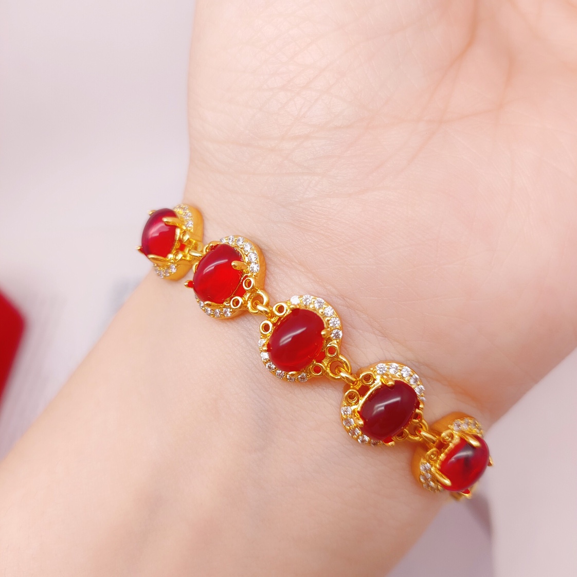 Red steel jade bracelet