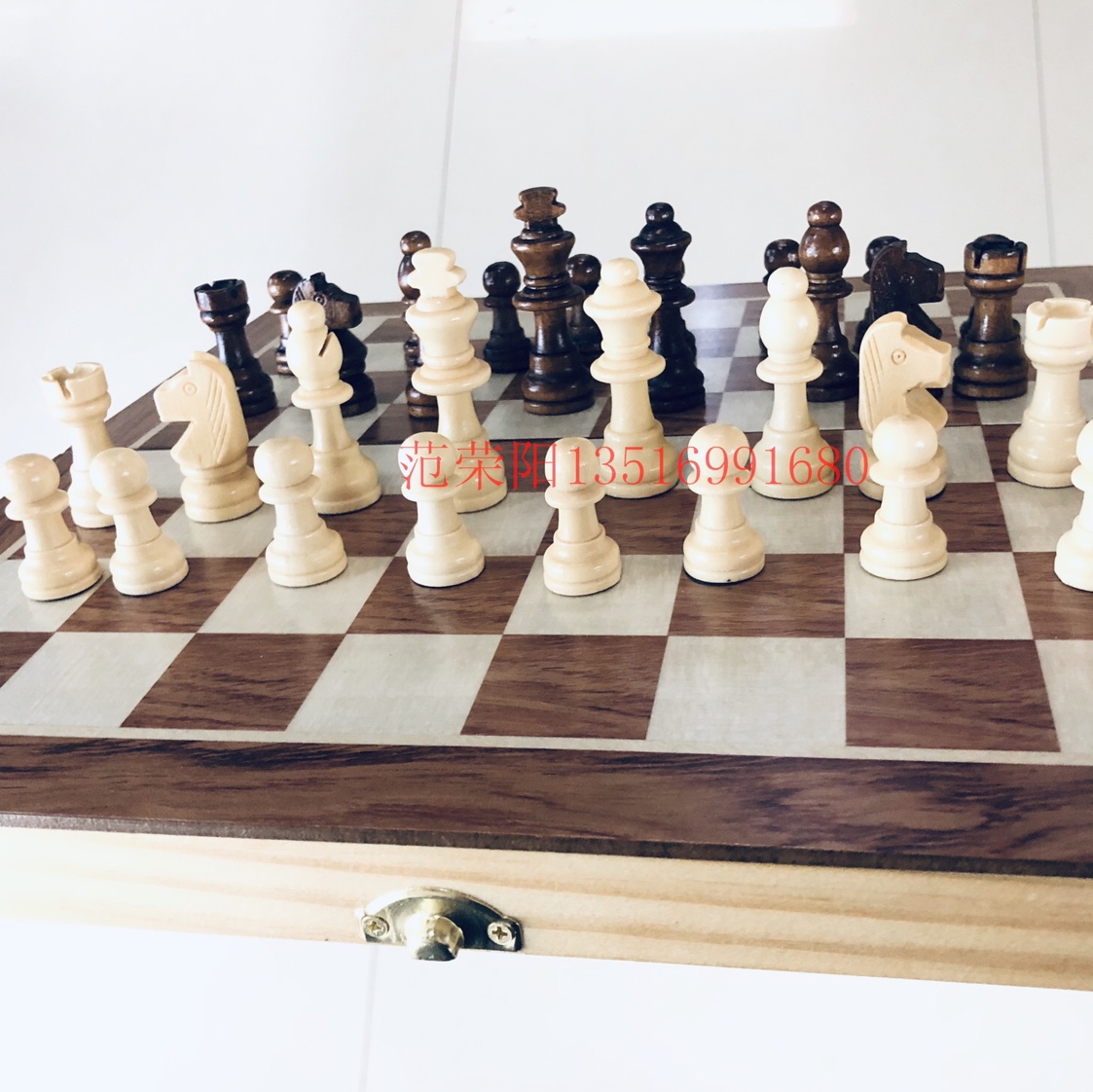 国际象棋 拼格贴木皮带磁国际象棋 盒子尺寸29x14.5x4.8公分详情图2