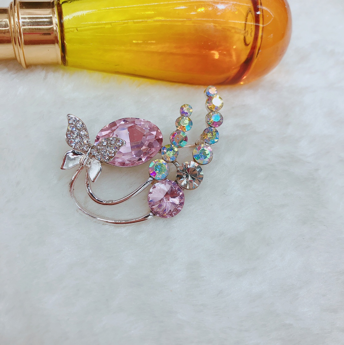 Ladies wind glass brooch brooch female accessories temperament brooch simple Korean luxury atmosphere thumbnail
