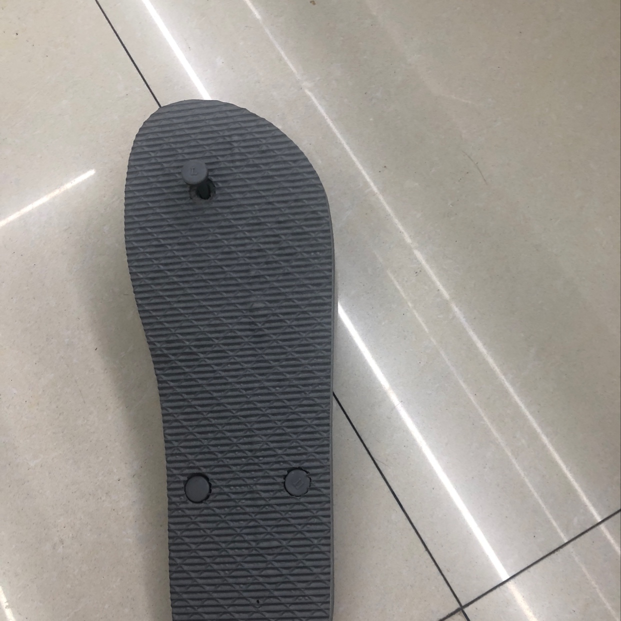 Flip-Flops details Picture