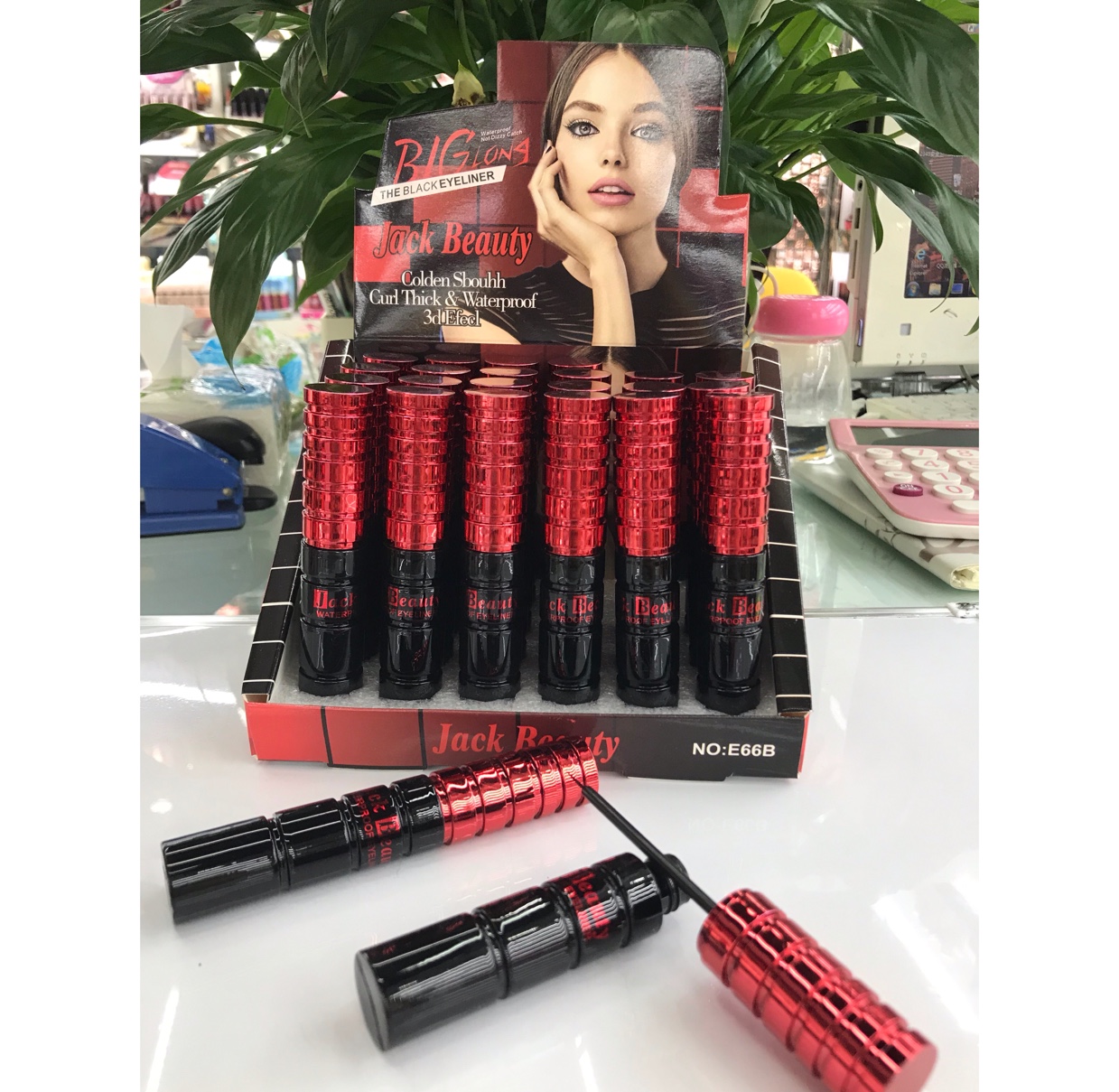 NO: E66B Anti-Smudge and Waterproof Eyeliner Liquid (Customizable