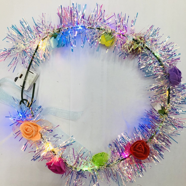 Yiwu Hongyan toys wholesale children toys wholesale 10 lights rain silk luminous garland headdress scenic spots night market stalls scenic spots kindergarten school small gifts as a hot sale