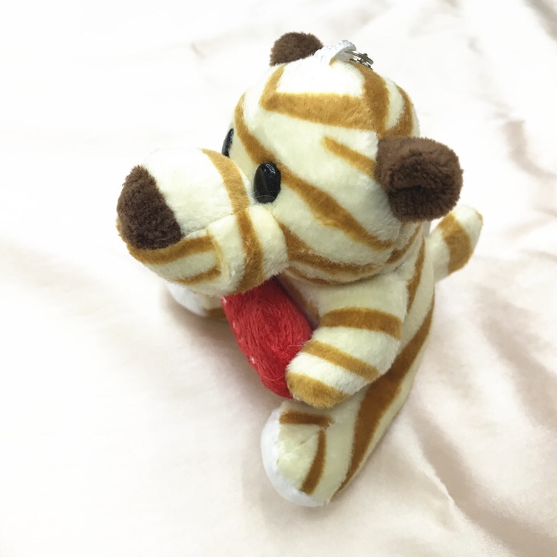 Creative and cute plush toys, figurines, keychains, bags, pendants, wedding gifts and discounts of bear, lion, deer, elephant and mouse series undefined