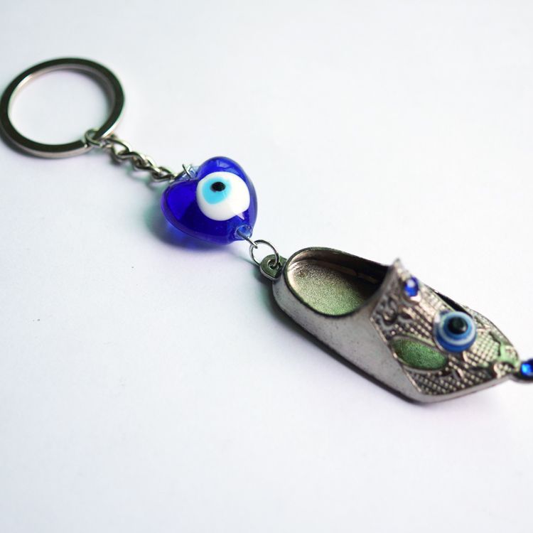 Shoe-shaped glass handcrafted blue eye accessory keychain pendant EVIL EYES Application Scenario