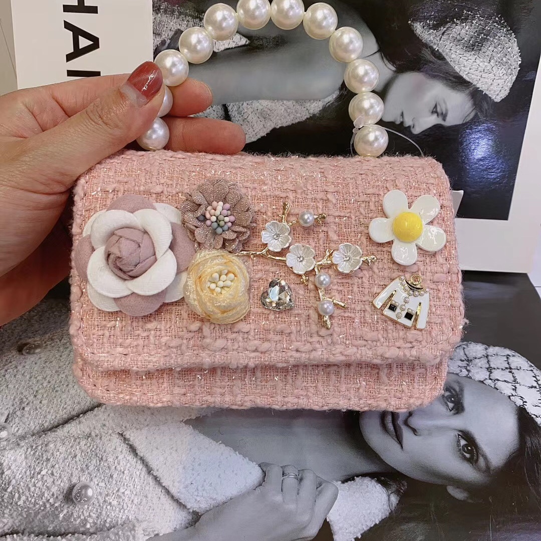Korean-style fashionable and trendy small backpacks, sports bags, evening wear bags, handcrafted DIY custom bags, the first choice for gifts and return gifts, wedding and New Year return gift bags, children's bags, fashion show bags.