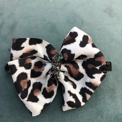 Trend Leopard Print Clip