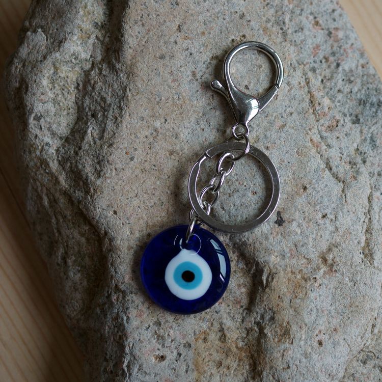 Blue eye keychain, glass handcrafted pendant, evil eye jewelry. We accept foreign trade orders but do not sell details Picture