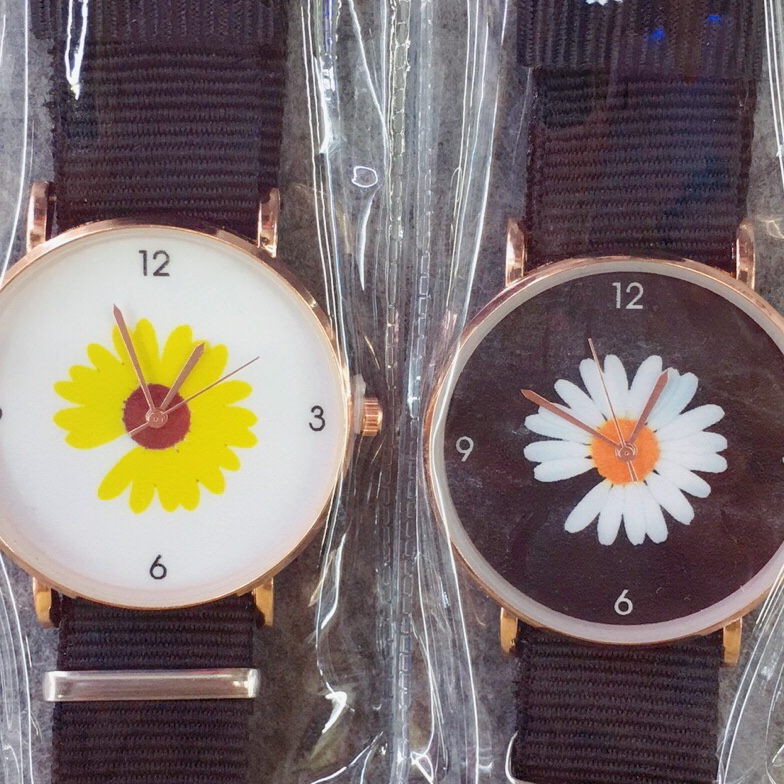 Cloth strap fashion watch 2020 Trendy product Item Picture