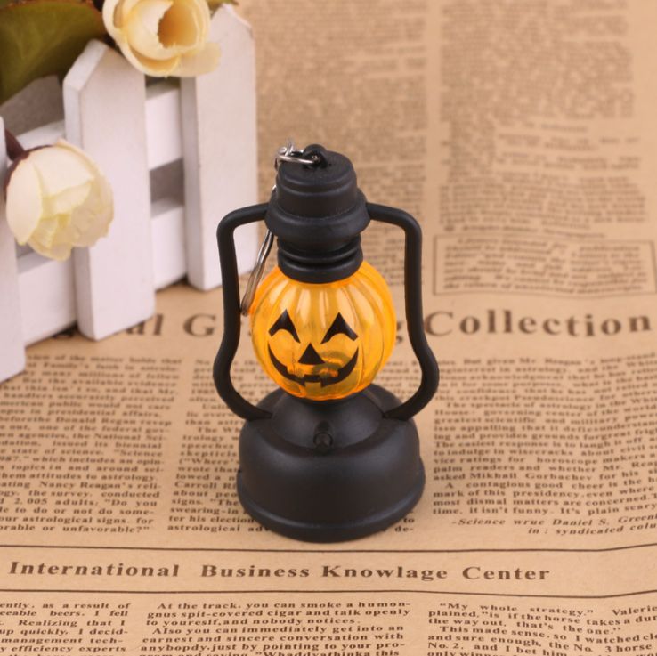 Halloween props, Halloween decorations, Halloween pumpkin candles, glowing pumpkin lanterns, small pumpkin lanterns details Picture