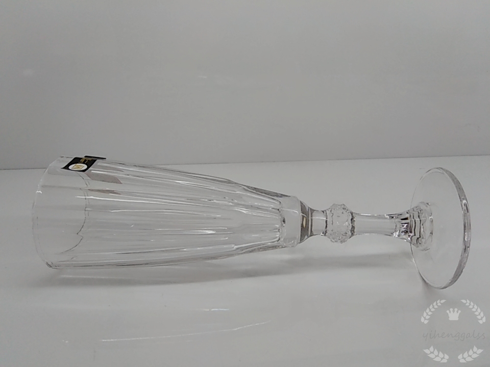 Factory direct sales of conical red wine and spirits tall glass 197-3 Specification image