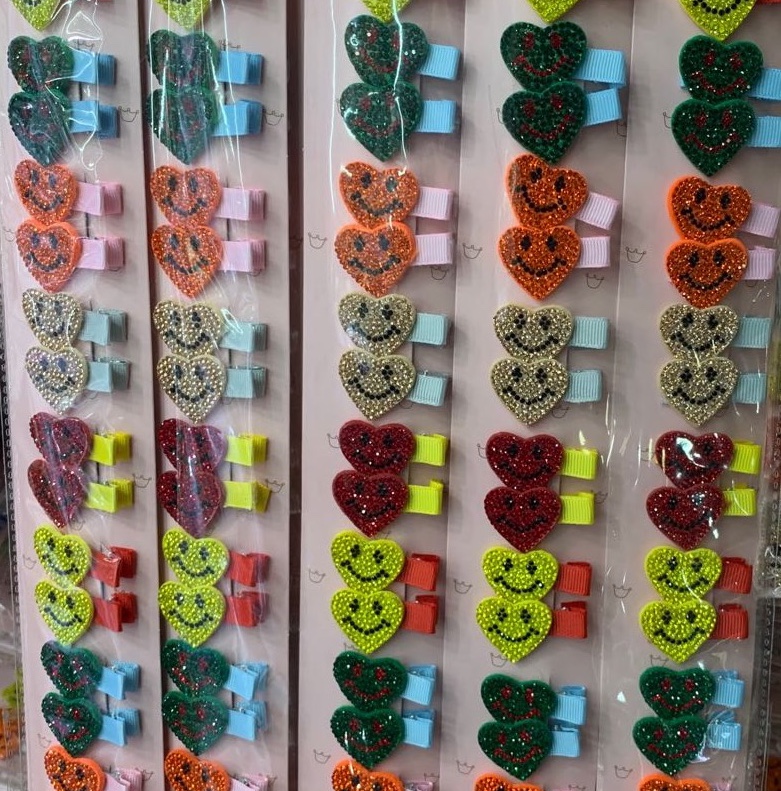 Yiwu Juanjuan Accessories Store