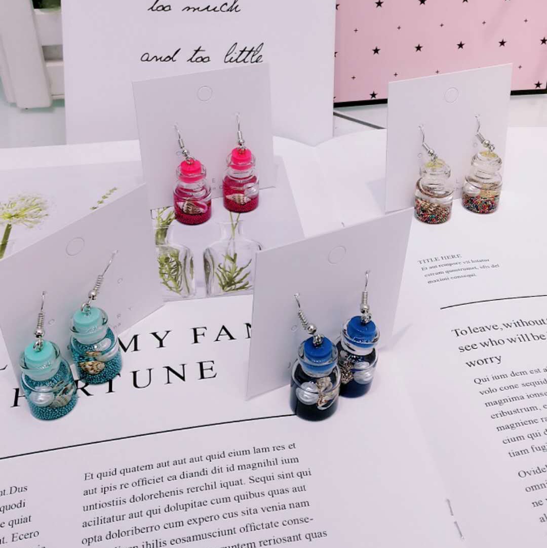 Fun and lovely Ocean Cup earrings thumbnail