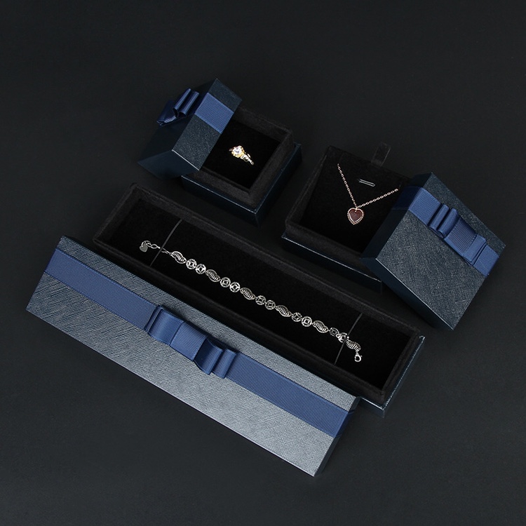 Pendant boxes, jewelry boxes, gift boxes, packaging boxes undefined
