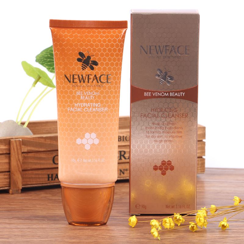 New Face Beehive Facial Moisturizing cleanser thumbnail