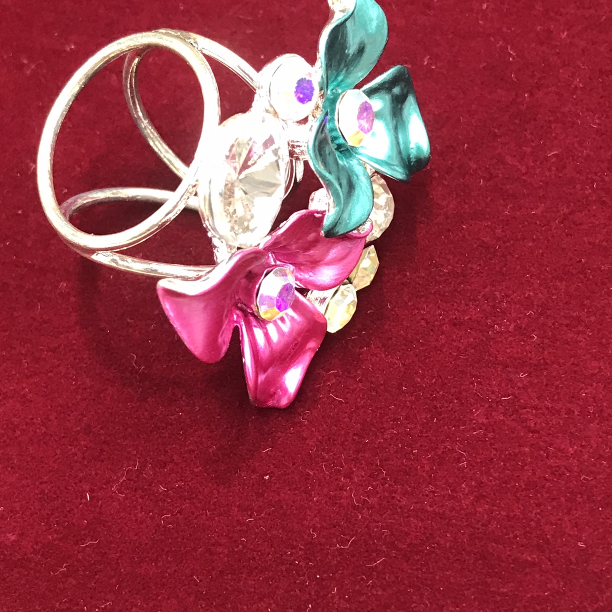 欧美大牌时尚丝巾扣画油单色