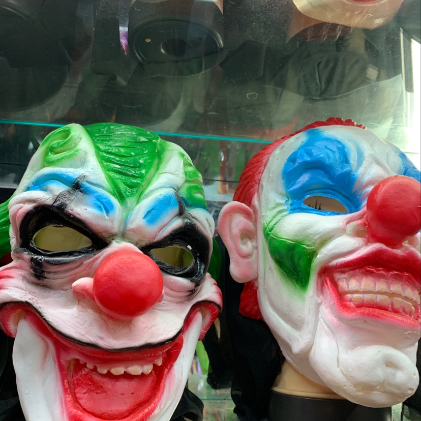 Halloween Clown mask thumbnail