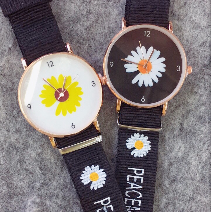 Cloth strap fashion watch 2020 Trendy product undefined