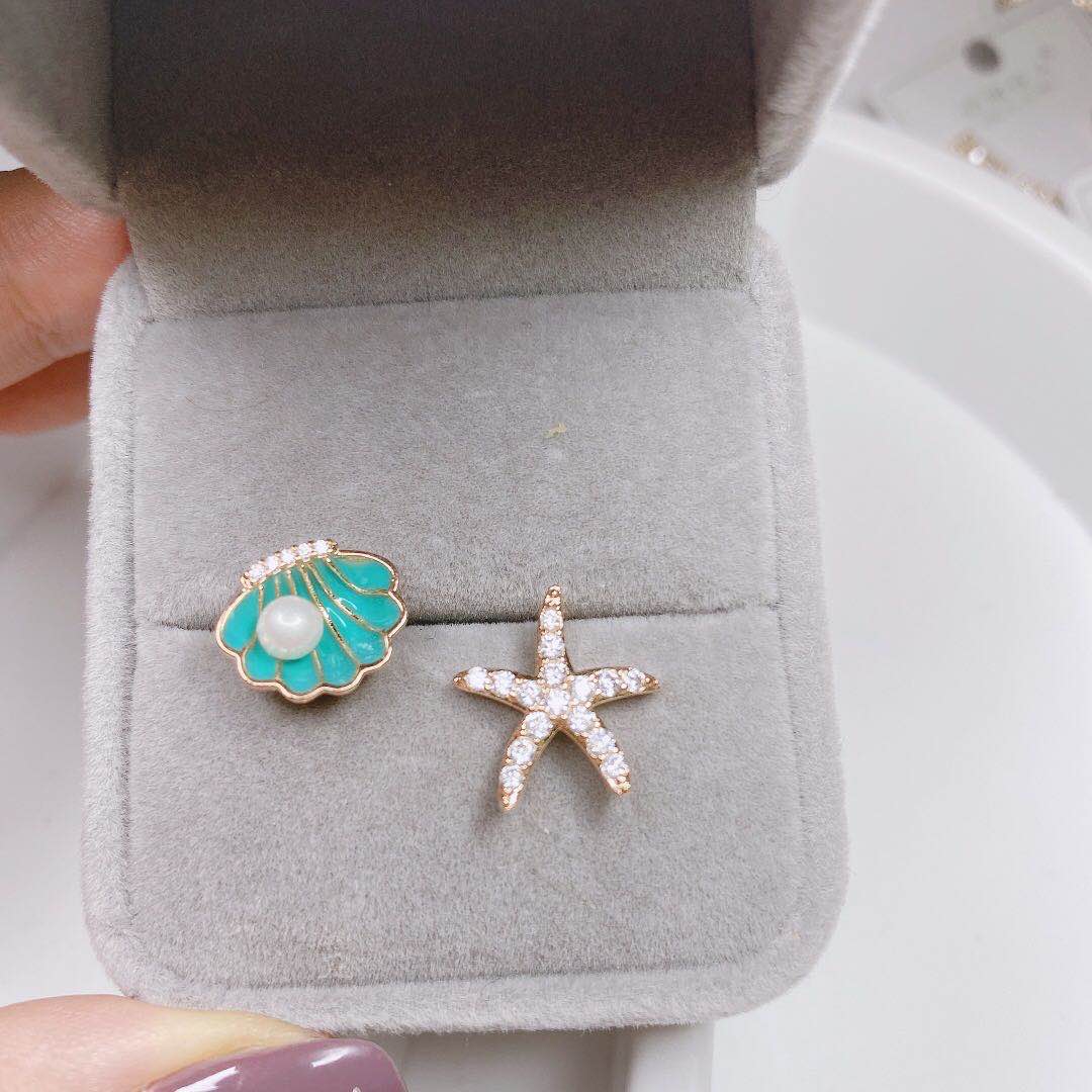 Starry sky shell nail earrings thumbnail