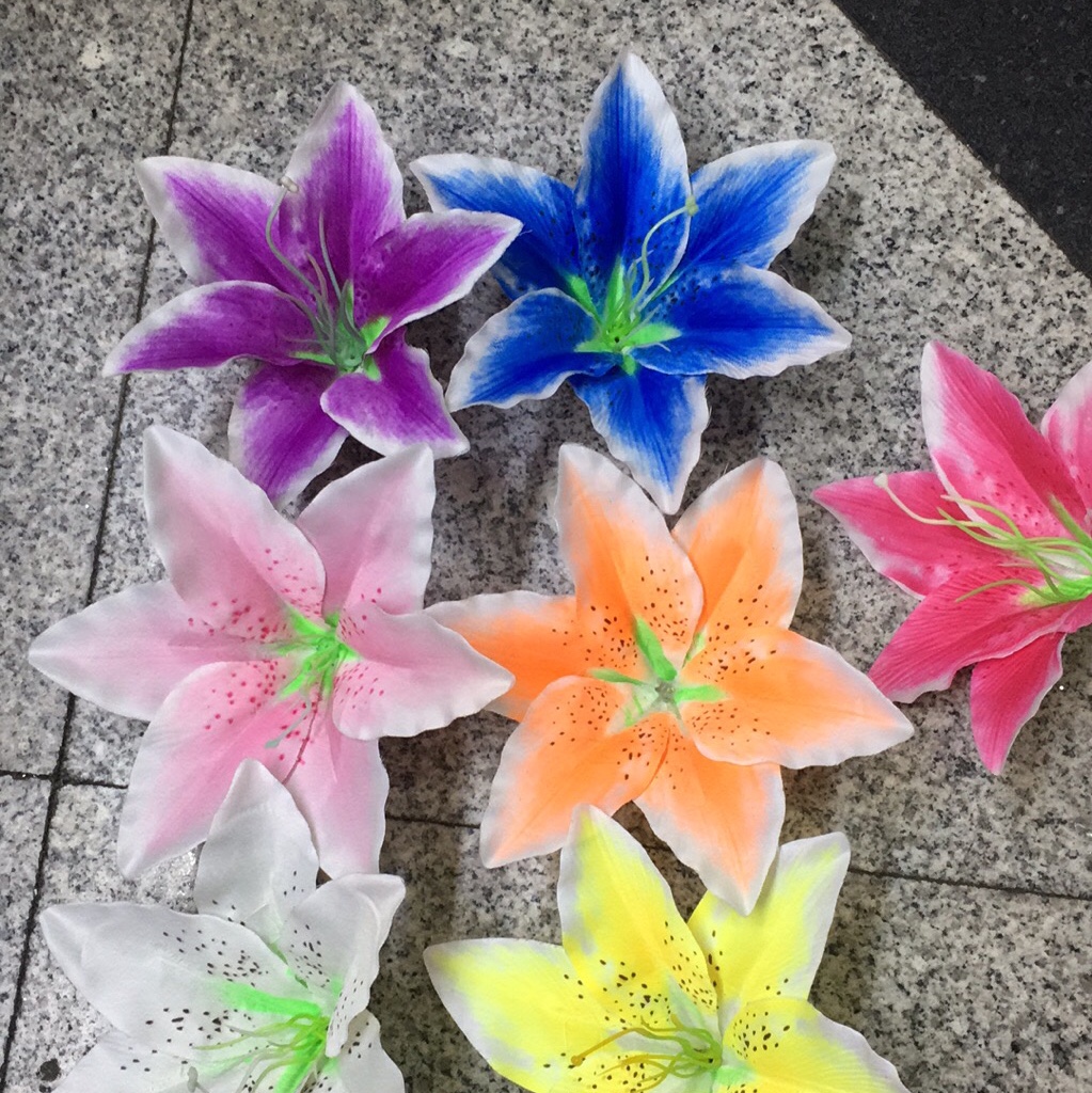 Perfume Lily