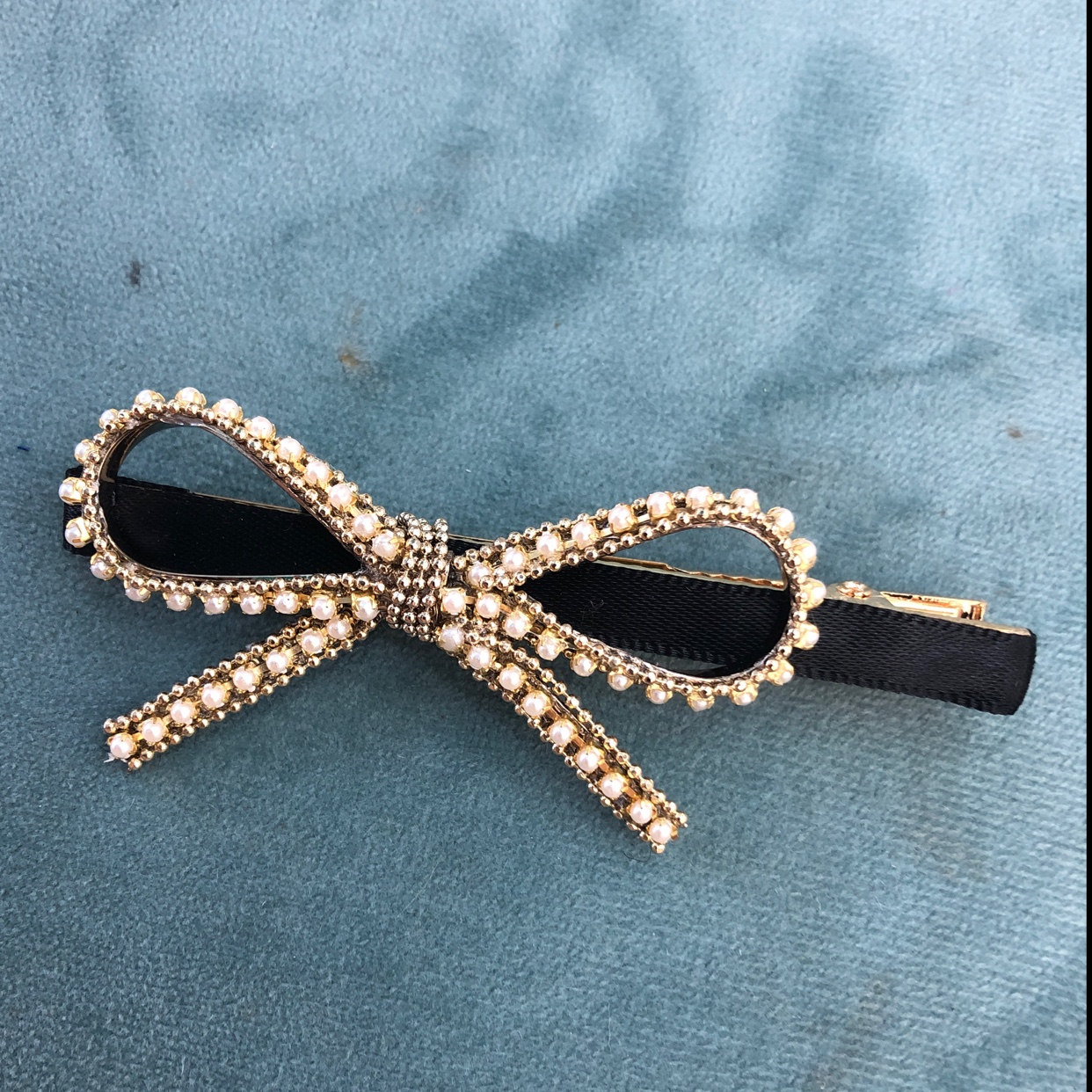 Retro bow pearl one-piece clip details Picture
