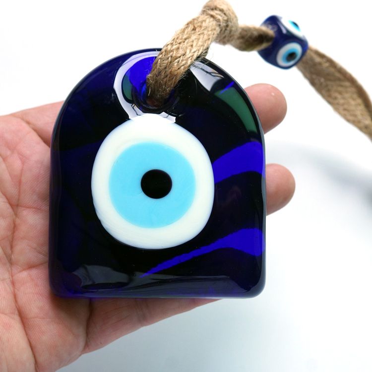 The blue-eyed glass pendant in the house shape, "Devil's Eye" home office wall decoration Evil eye pendant