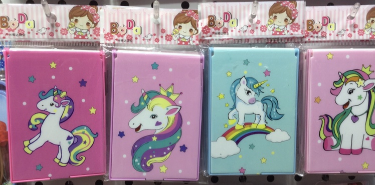 化妆镜子梳子，儿童梳子镜子，卡通镜梳，折叠梳子，折叠镜梳。工厂直销，印刷，来样定制