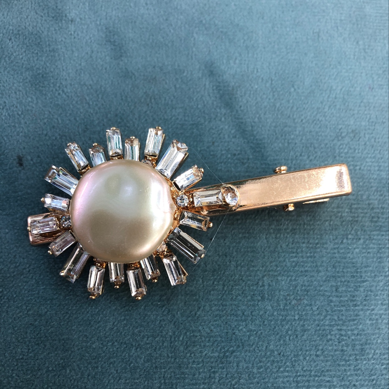 Sunflower shaped clip thumbnail