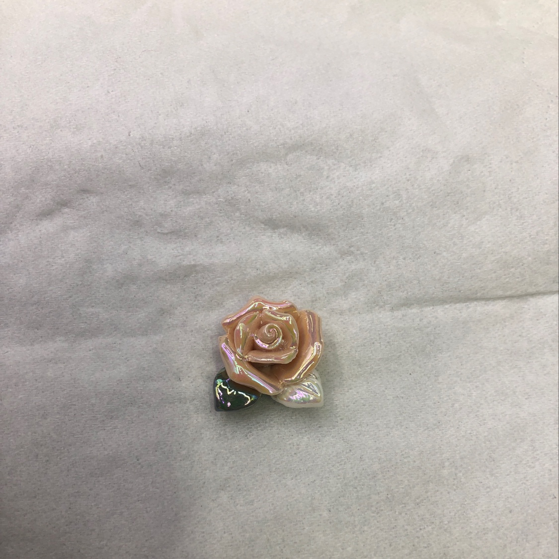 Single ceramic rose with leaf thumbnail
