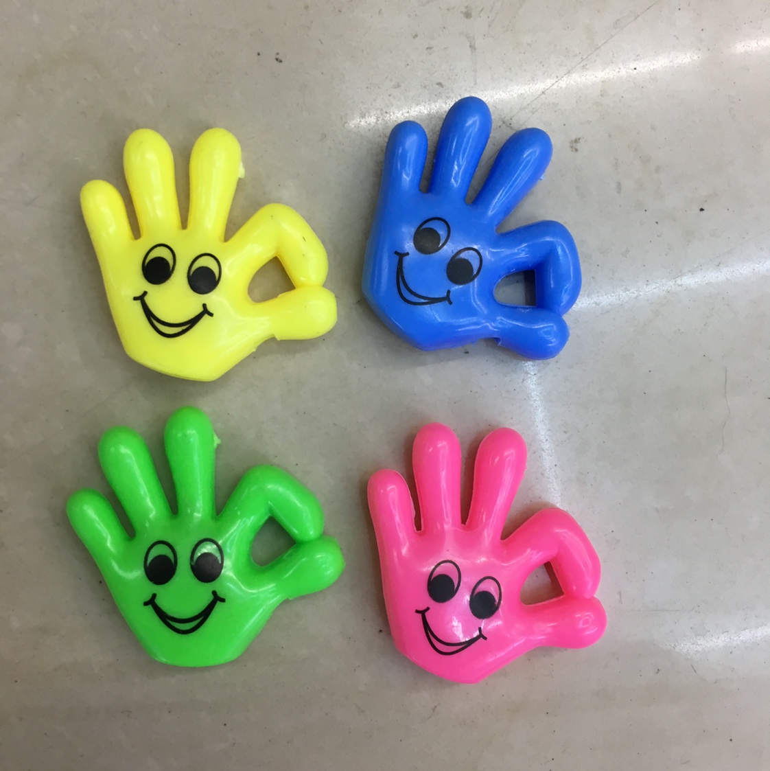 Cartoon finger whistle thumbnail