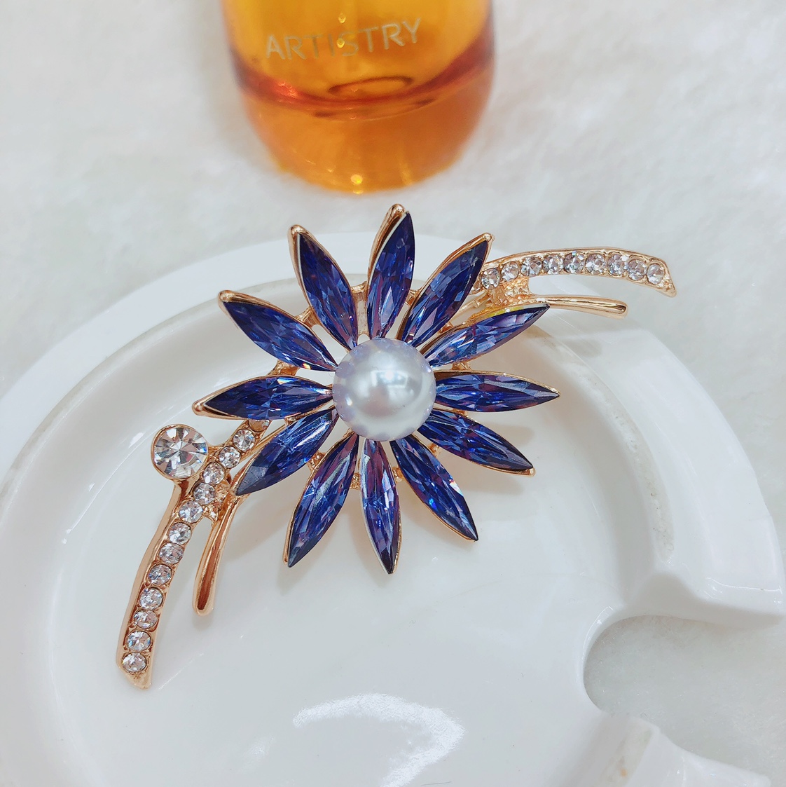 Top grade glass brooch female brooch anti-glitter pin sweater coat ornament cardigan atmosphere thumbnail