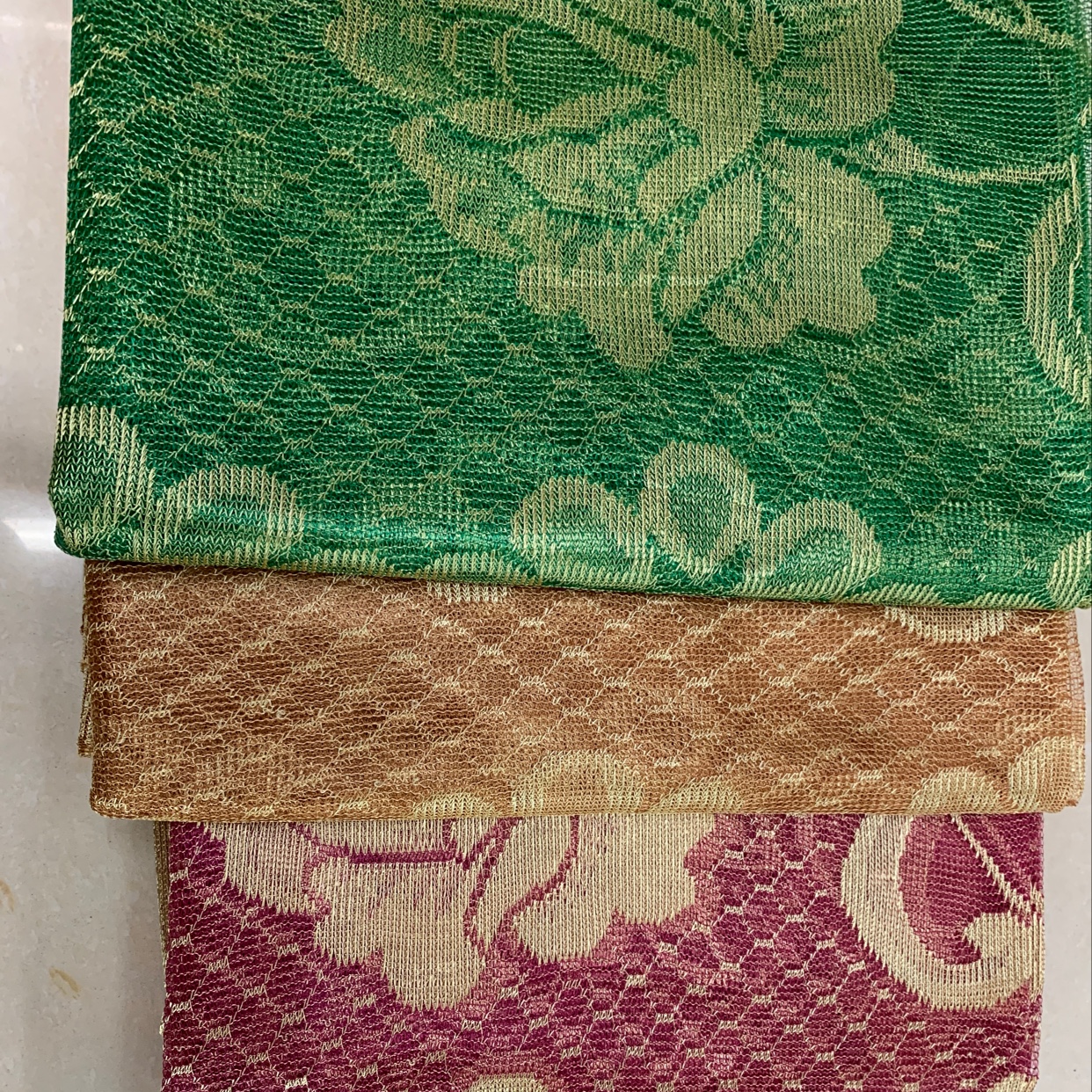 The factory sells glossy silk tablecloth directly thumbnail