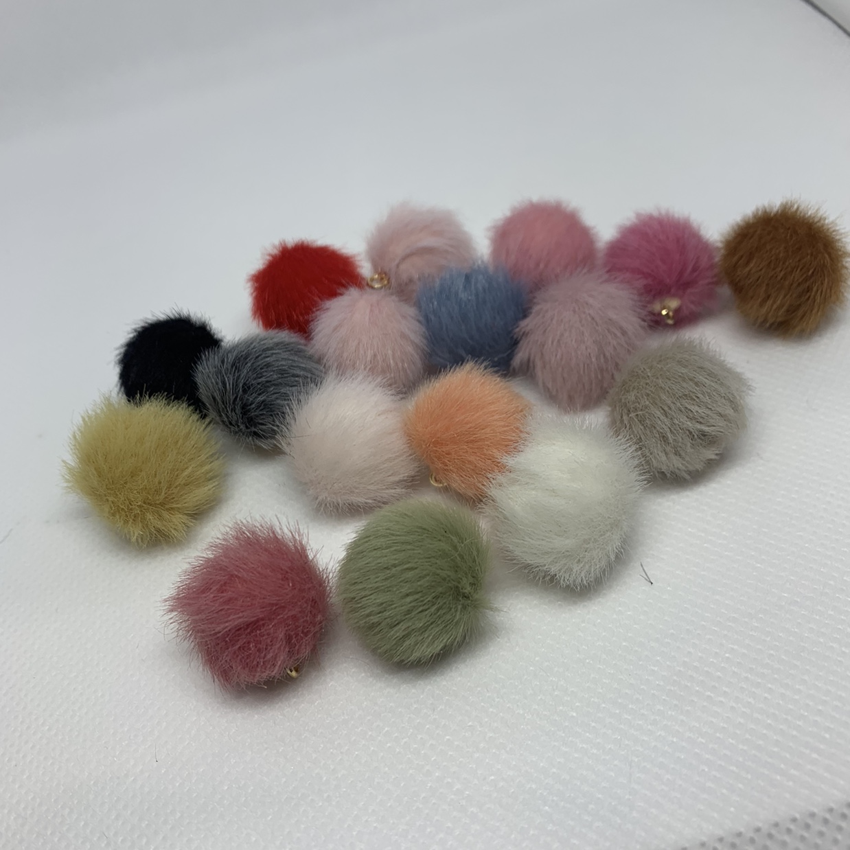 Mink cloth bag buckle and cloth bag ball details Picture