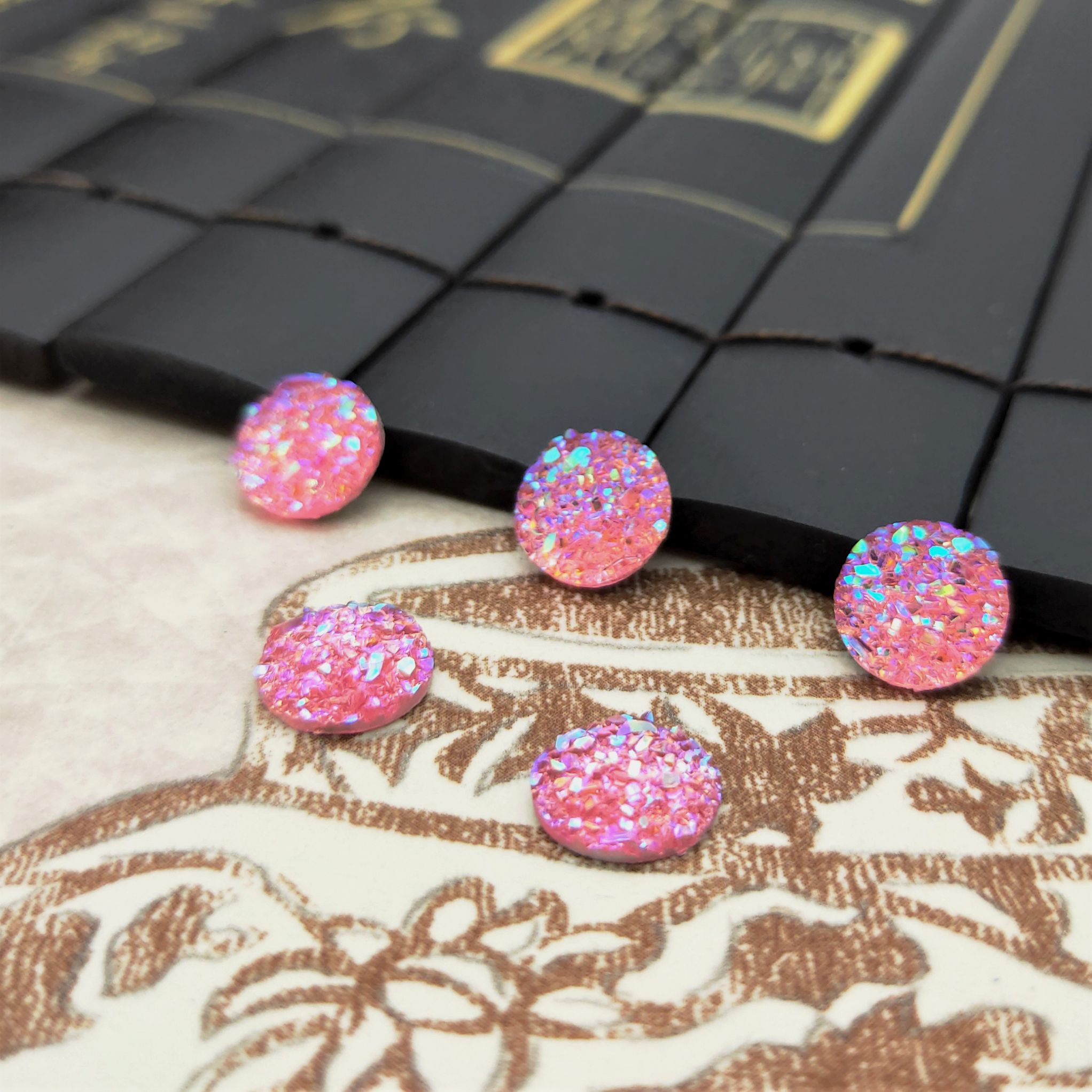 New 10mm round resin starry diamond mineral surface patch concave-convex stud necklace diy accessory undefined
