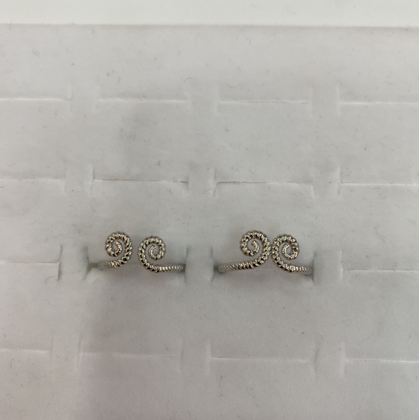 Popular ring with thread of hoop charm thumbnail
