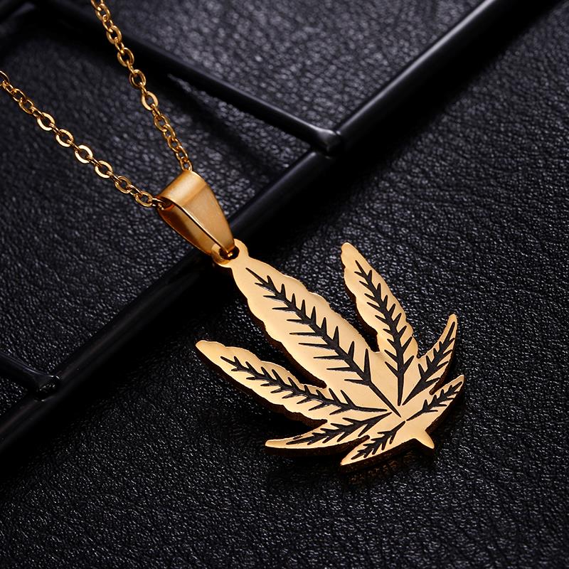 枫叶项链产品图