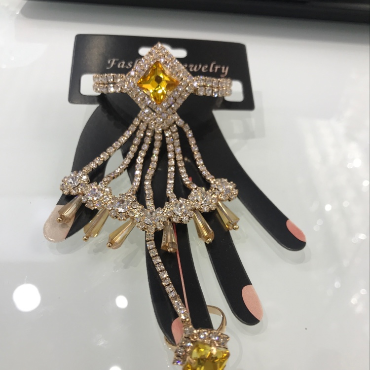 新款镀金手背链仿黄金手链镀金手背链结婚新娘女花手链加戒指