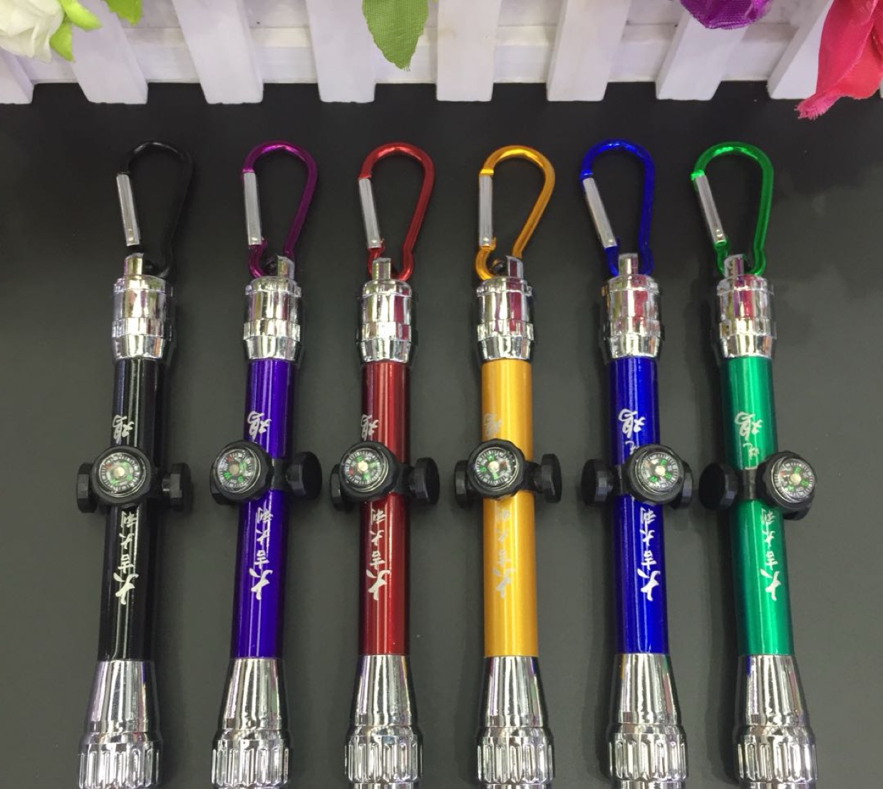 CY-18879
绝地求生多功能激光灯产品图