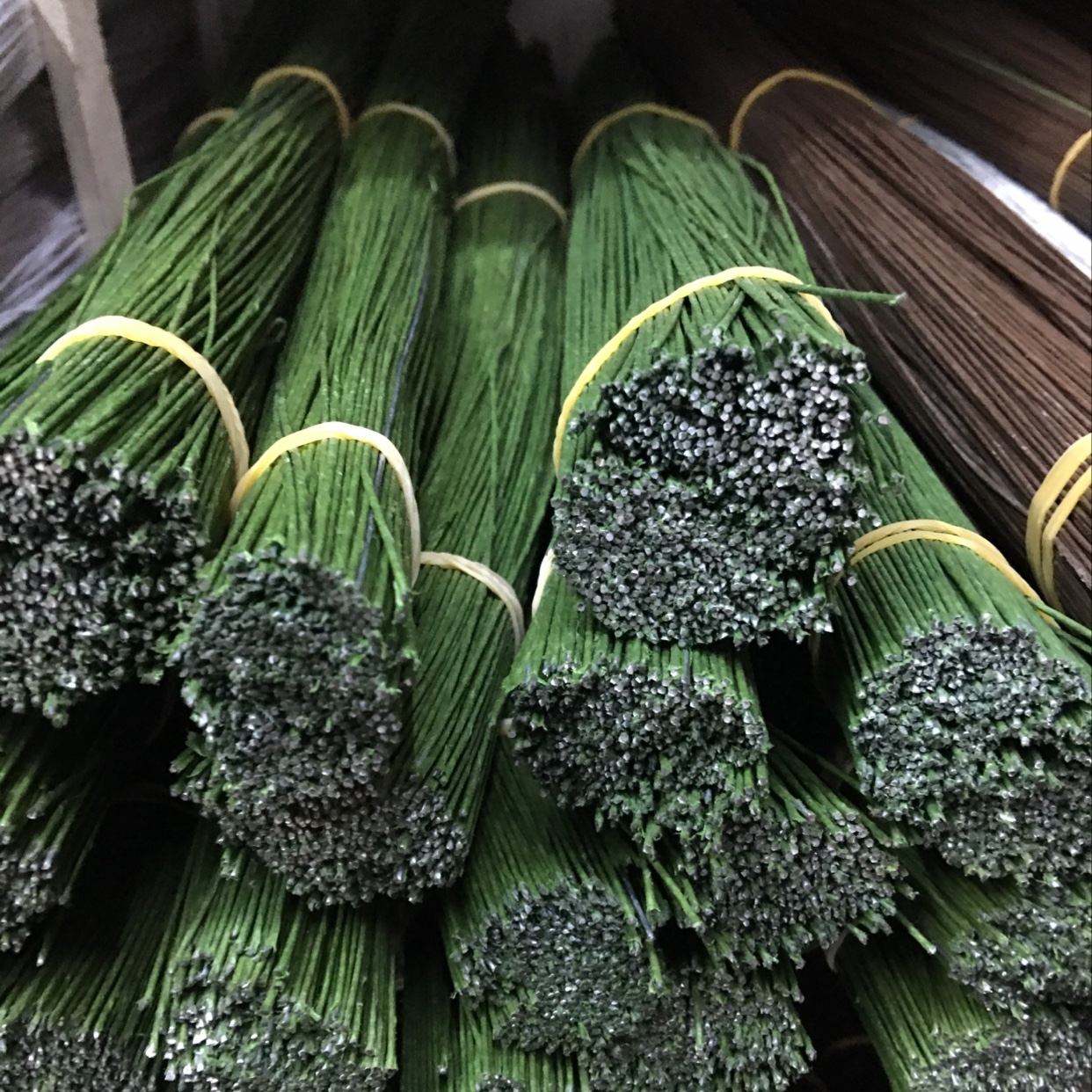 铁丝20号绿色纸包铁丝产品图