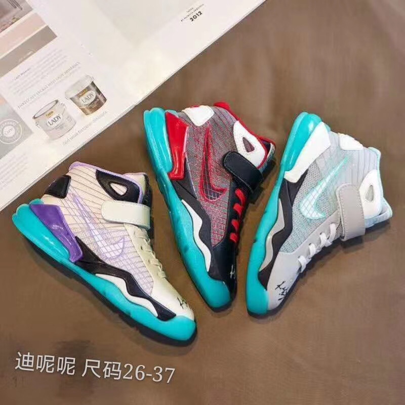 Little President describe pic - 3