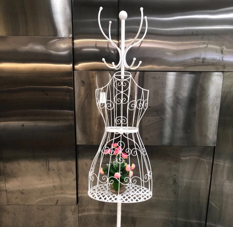 义乌好货工厂直销线条带钩模特产品图